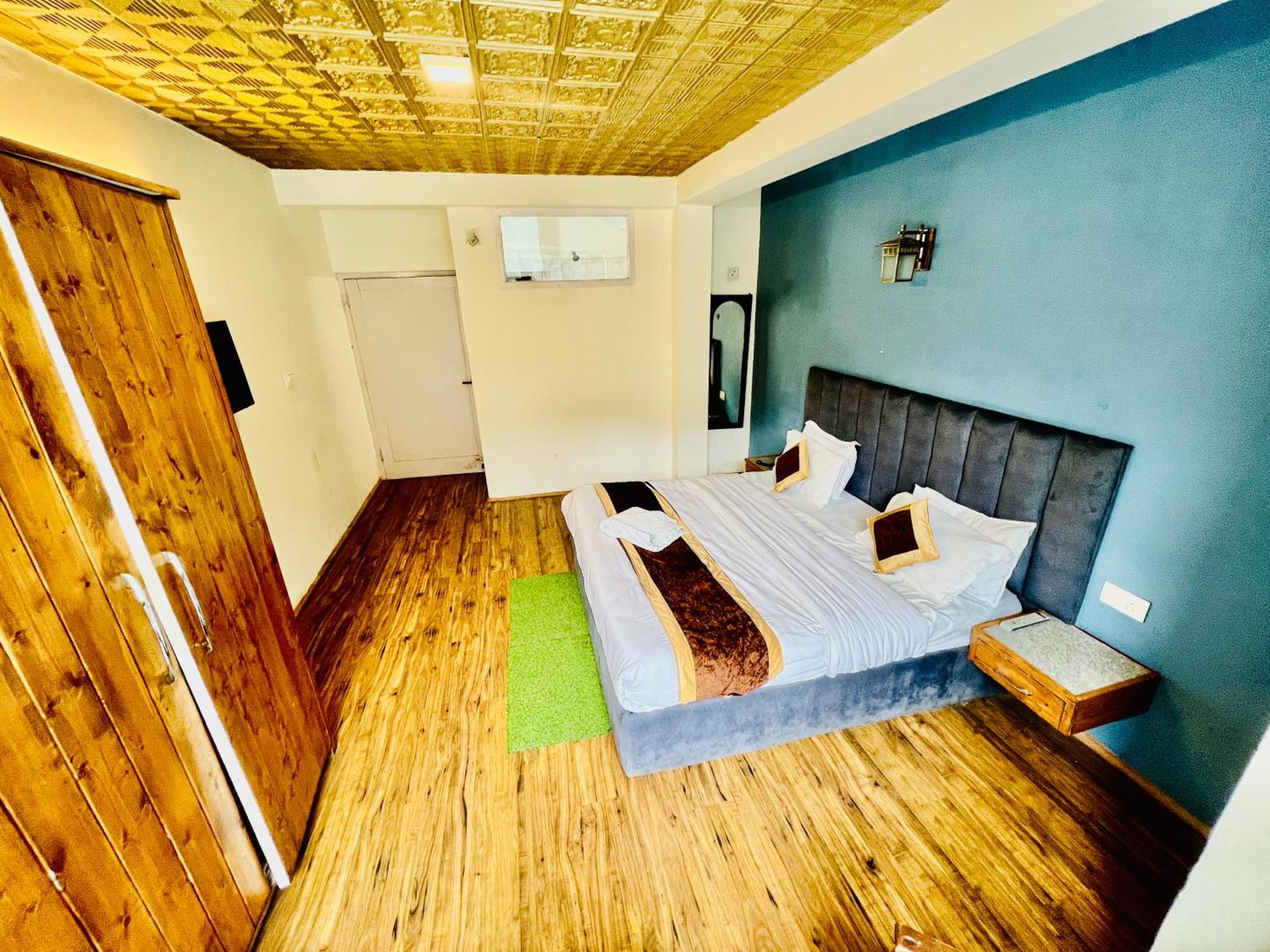 Hotel New # Link Way # Near Zing Bus Stand Маналі Екстер'єр фото